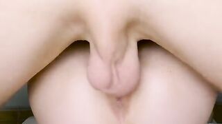 I fucked this slut and her pussy squirted all over my dick