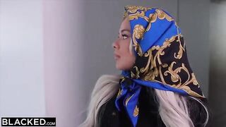 A scandalous Elsa Jean proves why she's a bad girl to Pressure