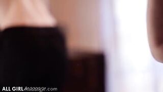 The masseuse Evelyn Claire oiled Lena Paul’s tits and pussy