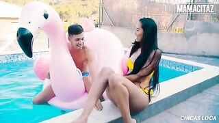 Andreina Deluxe has sex in the swimming pool with a thick cock