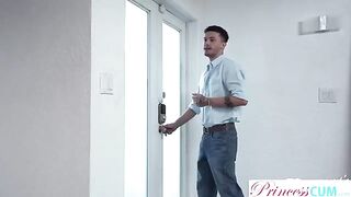 Gia OhMy to stepbro, “I will give you 30 seconds to start fingering my pussy or I’m putting it away”