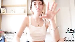 Does size matter? An explicit explanation with a real cock and tips for female orgasm