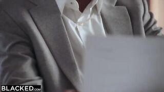 Blonde Jazlyn is crazy about her best friend's boss in HD