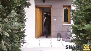 The neighbor is having fun with the hot mature from Shame 4K