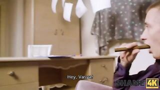 Private detective gets more than he expected from a mature encounter