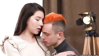 Day pickup leads to a hot sex hookup with a young girl