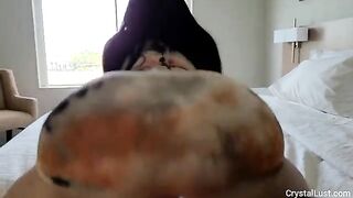 An Instagram model invites a guy to her hotel room to get fucked