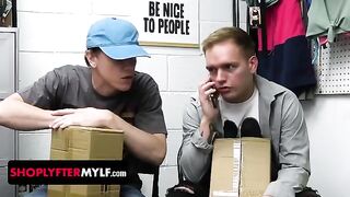 Dee Williams helps her stepsons in a sticky shoplifting situation