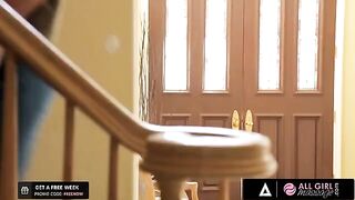 Riley Reid helps her bestie Carter Cruise practice massage