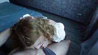 A blonde schoolgirl does blowjob for 200 dollars