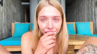 Californiababe cheats on her husband at a psychotherapy session