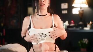 Goth slut in glasses fucks with a big toy and sucks it