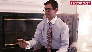 Two sexy American girls seduced a lawyer to fuck with them both