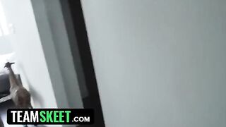 The big assed curvy stepsis Daisy Stone rode the big cock of her stepbrother