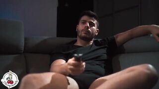 Cherrycandle wants to do a little surprise for her loved one