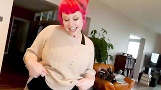 Proxy Paige serves up a steamy dish of extreme fisting, proving why she’s widely recognized as an anal acrobatics master