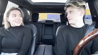 A hot girl agreed to have sex for a free taxi ride