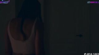 Strap-on sex with lesbians in a Halloween parody