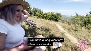 A girl agreed to have sex with a complete stranger outdoors