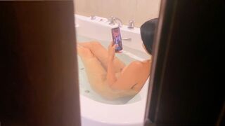 My stepsister was taking a bath, I spied on her and we had sex