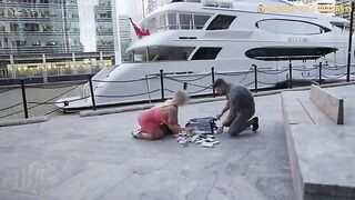 A PAWG from England agreed to fuck a stranger for a million dollars