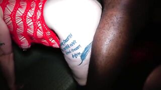 A man reunites with his hot wife and gets her ass hole gapped