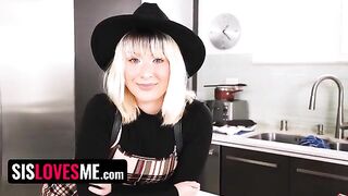 Step Sis Jessie Saint gets her pussy filled with magic potion