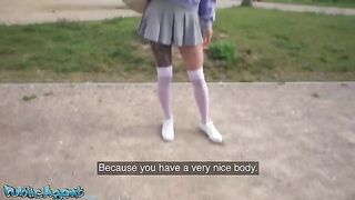 College girl agreed to fuck outdoors for money with a stranger