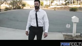 The perfect housewife Anna Bell Peaks gets fucked hard by the pool