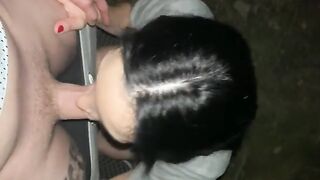 Outdoor pussy licking and sucking for cum, a thrilling act!