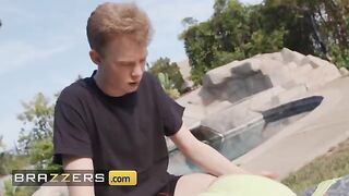 Dee Williams and her stepdaughter Daya Knight share a guy's impressive tool in a steamy scene