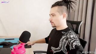 A sexy girl rewarded her geeky boyfriend with anal sex