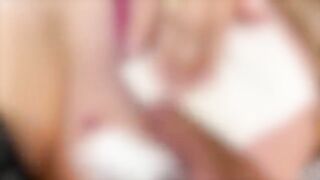 A young man found the strength to seduce his stepmother and fuck her