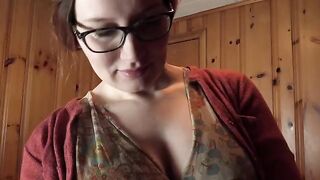 Bettie Bondage teaches you how to pose like a professional pornstar