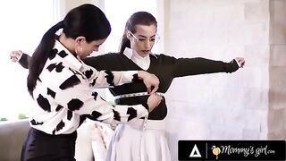 The stacked stylist Penny Barber makes a shy teen succumb to her desires using a strapon and finger