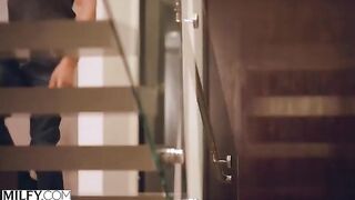 Lauren Phillips, a red-head MILF, gets her tight asshole gapped