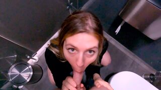 Shoplifter got banged in the mall toilet, see how it went