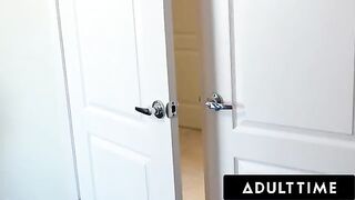 Hot MILF Voyeur Alexis Fawx Scissoring Her Teen Neighbor