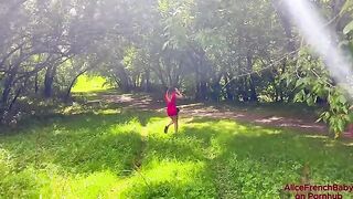 A French girl is asking for sex and I’m giving it to her with a cum shot