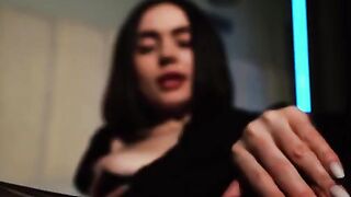 A cute, 18-year-old girl gets her pussy juiced up and fucks in stockings