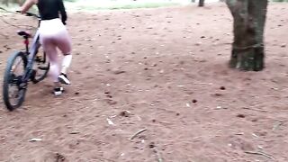 I found a stunning girl in the middle of nature and fucked her