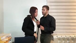 The secretary, in stockings, has sex with her handsome boss in the office
