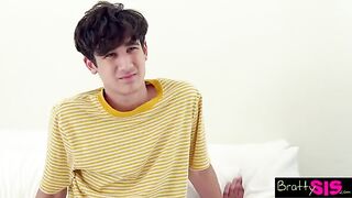 Step Sis "I wouldn't suck your dick even if it was the last one" S19:E6