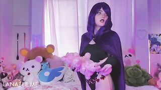 Raven found StarFire's toys and decided to play around with them