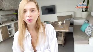 California babe got her asshole gapped by a stranger on vacation