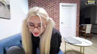 A young guy fucked a cute student girl with a big ass