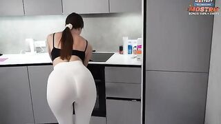 Cleaning lady gave me a blowjob while she cleaned