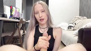 A cute elf with silver hair gets a creampie in her pussy