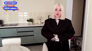 A disgruntled neighbor gets fucked hard by the hot blonde