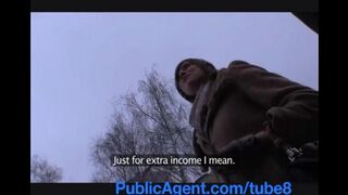 A girl from the street agreed to have sex for money with a stranger